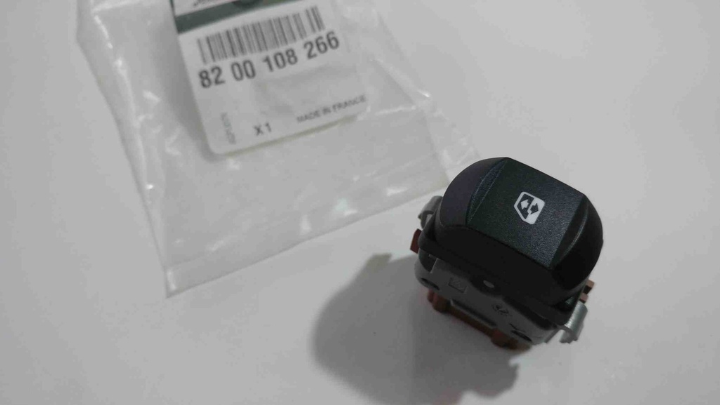 Megane 2 2003-2009 Cam Kaldırma Düğmesi Sağ 8200108266 Orjinal