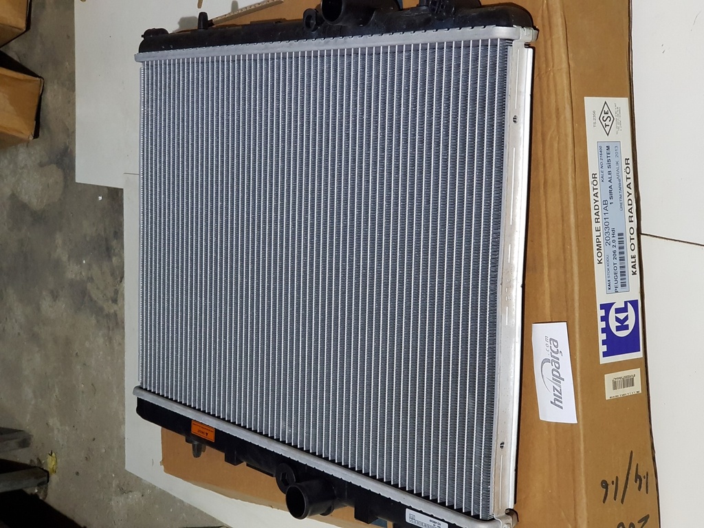 P206 1.4 1.6 Komple Radyatör Klimalı 1330.F8