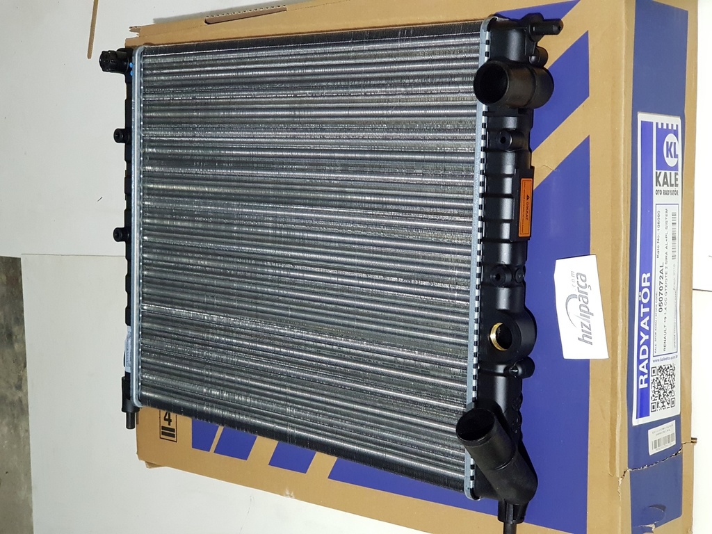 R19 1.4 1.6 Komple Radyatör Karbüratörlü 7702247467