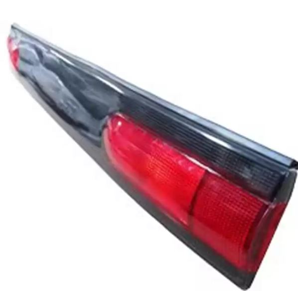 R19 Sedan Arka Farlı Reflektör ( Arka Işık Bandı ) 7702127396