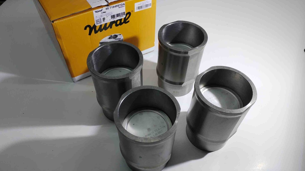 R11 R21 R19 1600 Karbüratörlü Piston Kit Takım Std