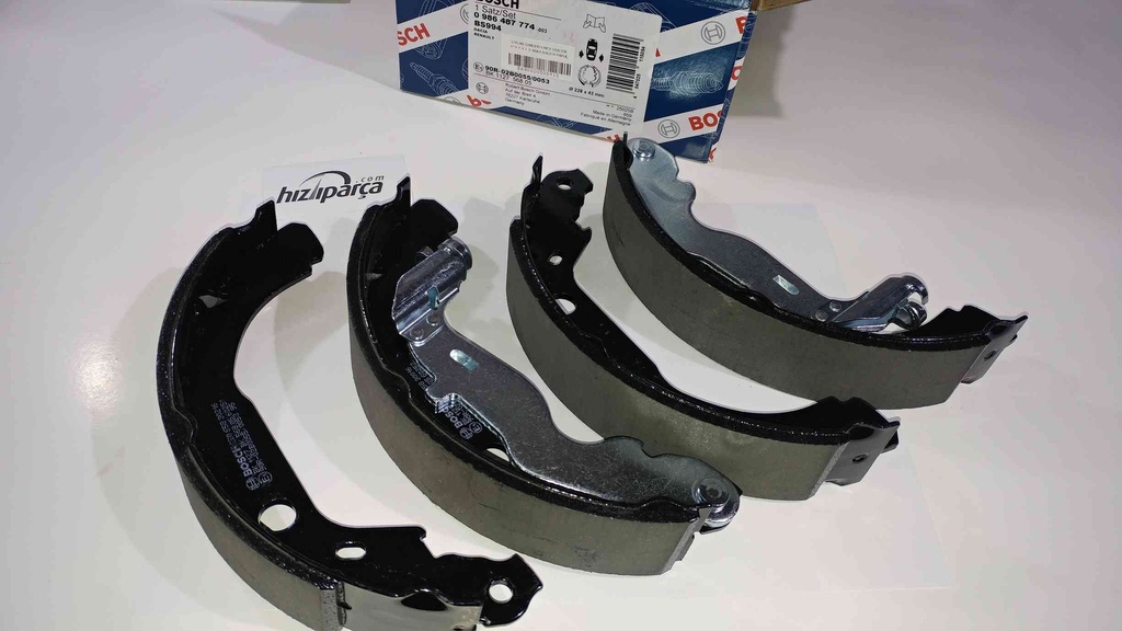 [BOSCH 0986487774] Logan Sandero Mcv Duster 4*4 1.4 1.5 Arka Balata Kampana 440607493R