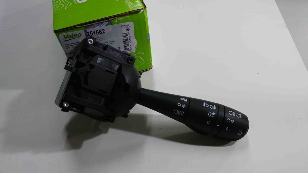 [VALEO 251682] Clio 4 Symbol Duster Sandero 2012- Far Kolu (Ön Arka Sis ) Kornalı 8201167988