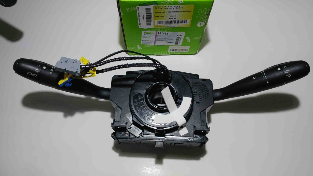 [VALEO 251486] P307 Partner Sinyal Ünitesi İkaz Kol Grubu 6239.V2