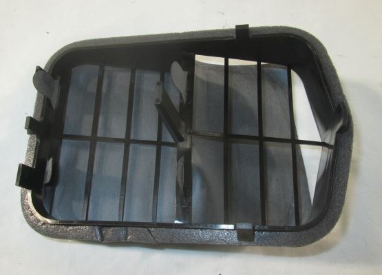 P206 Arka Bagaj Havalandırma Izgara 8580.78 Orjinal