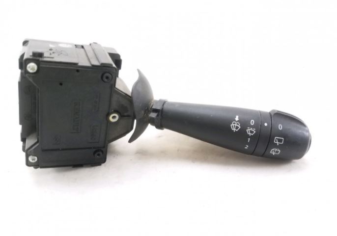 [8201168008] Logan Dokker Lodgy Duster Silecek Kumanda Kolu 8201168008 Orjinal