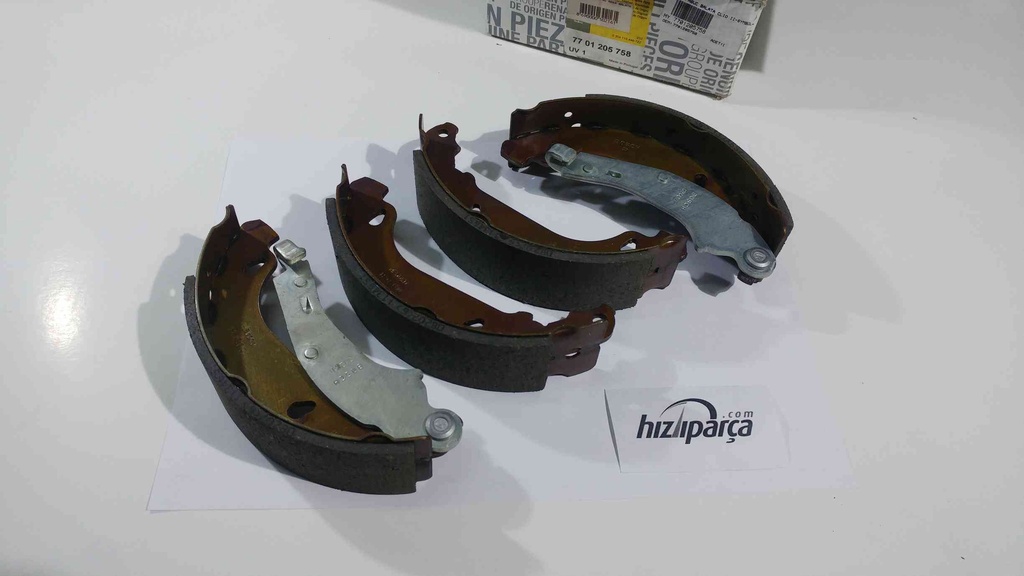 [7701205758] Clio Symbol 98-05 Arka Balata 7701205758 Mais