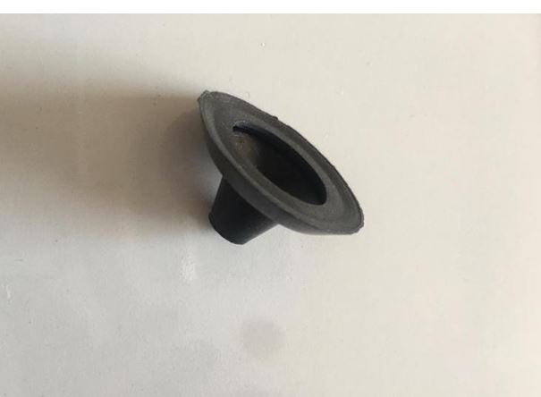 [7700772596] R19 21 Kapı Işık Otomatiği Arka Kapı ( Butonu Lastiği ) 7700772596