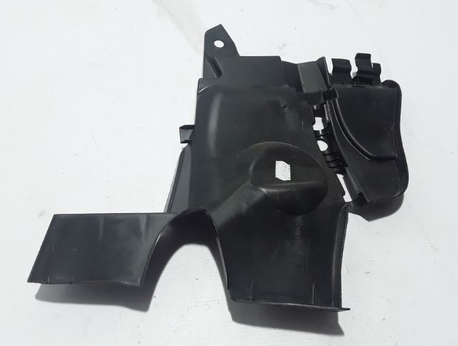 [638301557R] Duster Davlumbaz Sağ Triger Koruma Kapağı 638301557R Mais