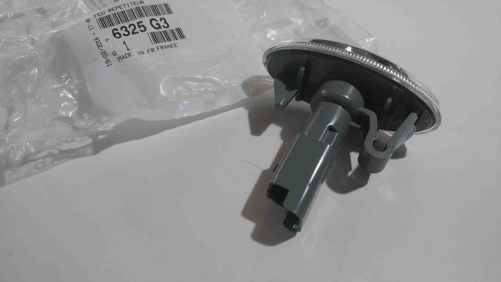 [6325.G3] P206 P407 Partner Tepee Çamurluk Sinyali 6325.G3 Orjinal