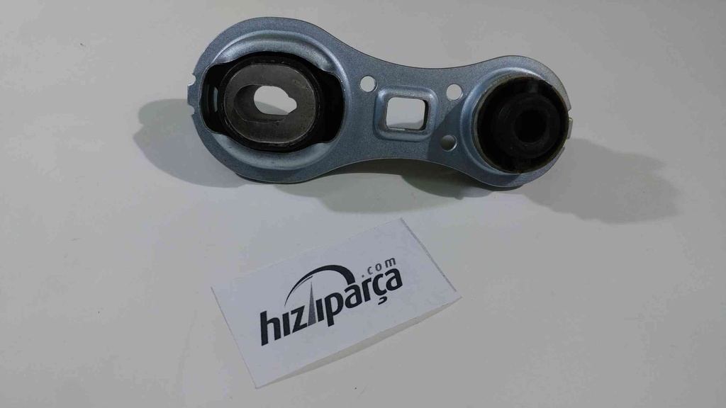 [UCAL 10727] Megane 2 2003-2008 2.0D Motor Takozu 8200264322