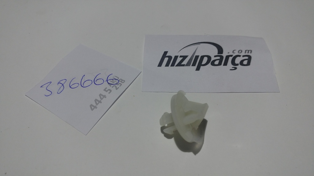Kango Clio Kapı Kilit Plastiği