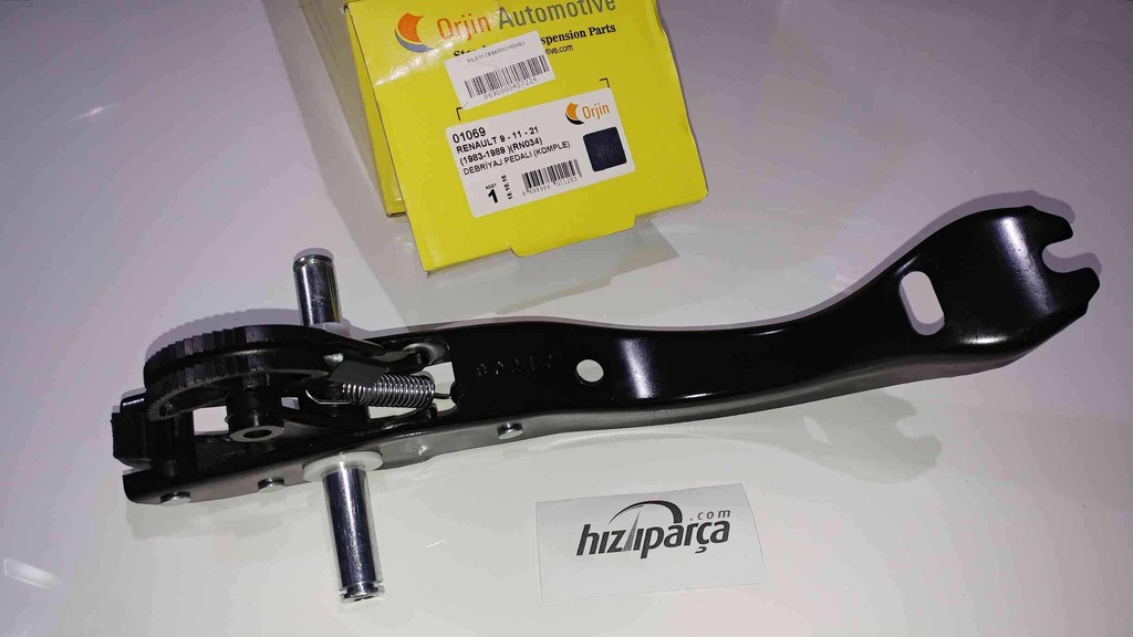 R9 R19 Debriyaj Pedalı 7701467393