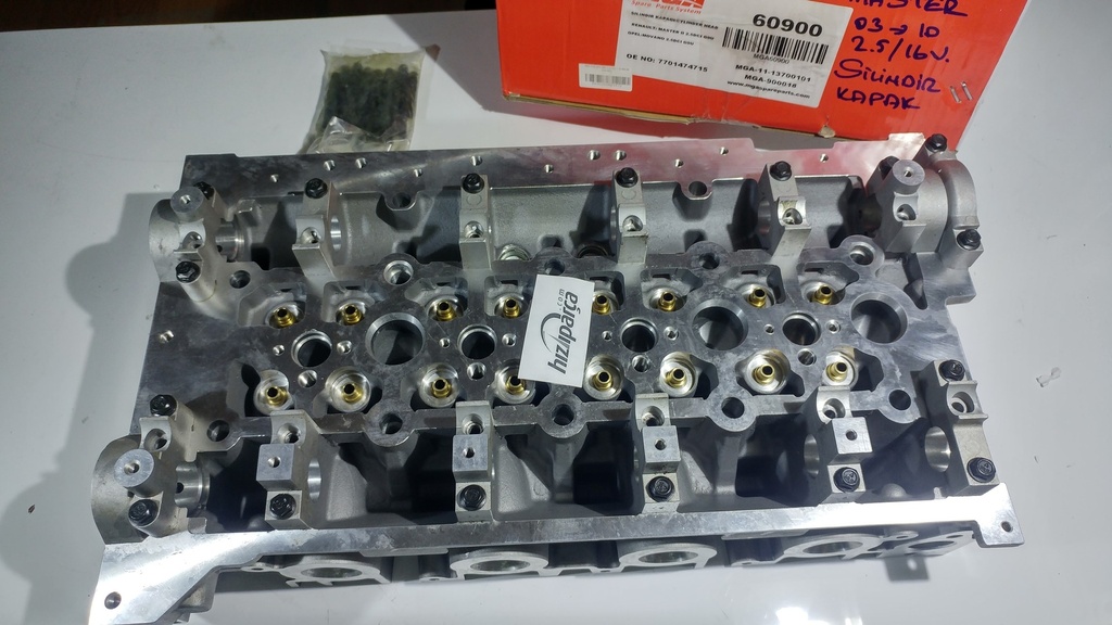 [MGA-60900] Master 2 (03-10) 2.5 16V Silindir Kapağı 7701476952
